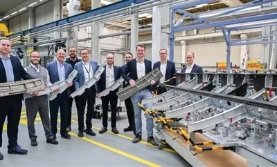 Titanova zlitina predstavlja 14 % celotnega uporabljenega materiala, vendar s...